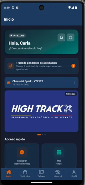 Pantalla de la App Dueños de PitsZone: historial del vehículo, alertas y agenda de mantenimiento